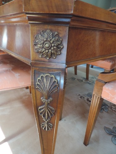IRWIN Vintage 1940's Dinning Room Suite. China Cabinet, Buffet,Table & Chairs - Picture 4 of 12