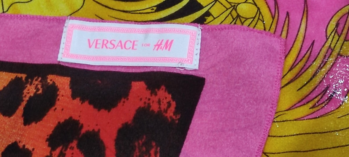 プリント柄★サテン★ハイライズ★パンツ★ VERSACE s-l400.png