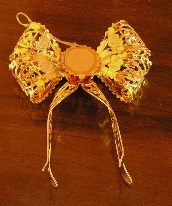 VINTAGE 1996 HOLIDAY BOW 24K GOLD Plated CHRISTMAS ORNAMENT By DANBURY MINT