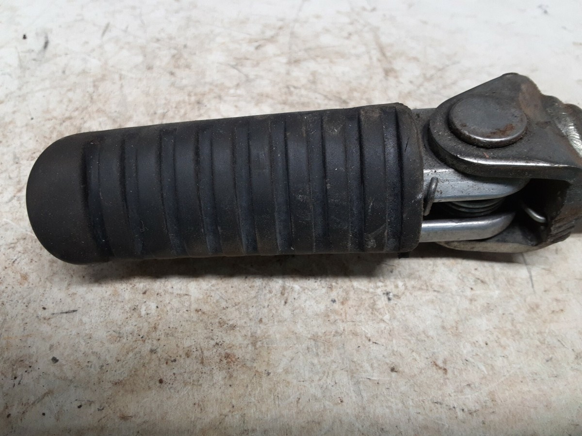 ✺チイジンページ✺ 1998 Kawasaki ZX600G ZX Ninja K293-2> front driver foot peg