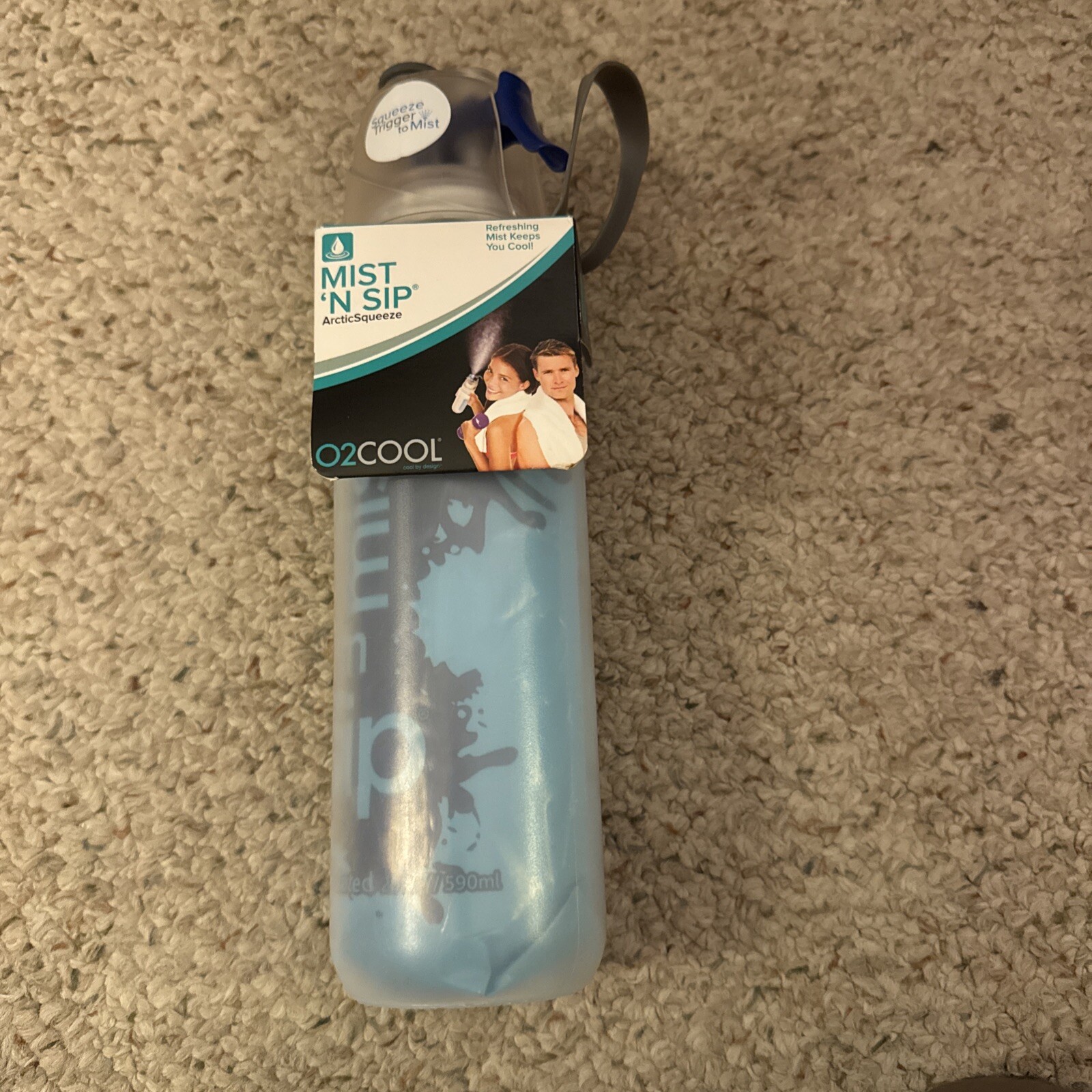O2Cool Insulated water bottle Mist N Sip 20 0z Artic squeeze