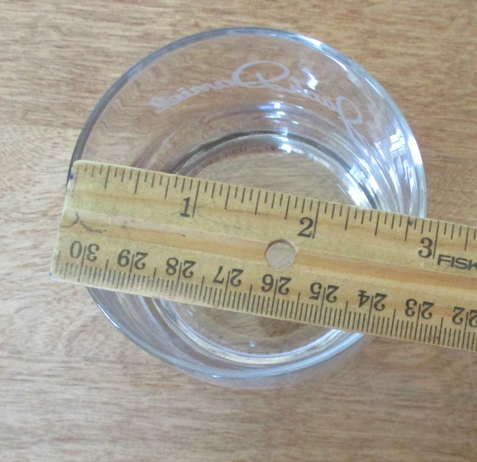 JACK DANIELS OLD Nº7 Insignia Blanca Redonda Insignia Inferior Grande Lowball Rocks Vidrio Foto 4 de 4