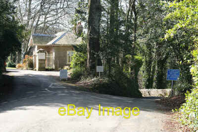 Foto 6x4 Kingswear: Eingang zum Greenway Waddeton Die Hauptfahrt ins Jahr 2008