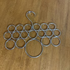 Scarf Loop Hanger