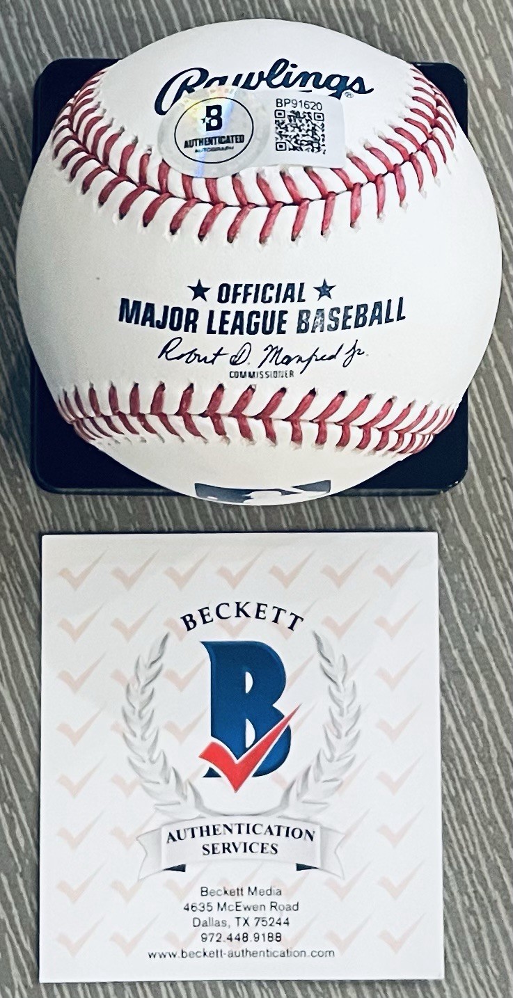 SONNY GRAY LICENSED BECKETT AUTHENTICATED SIGNED NEW MAJOR LEAGUE BASEBALL