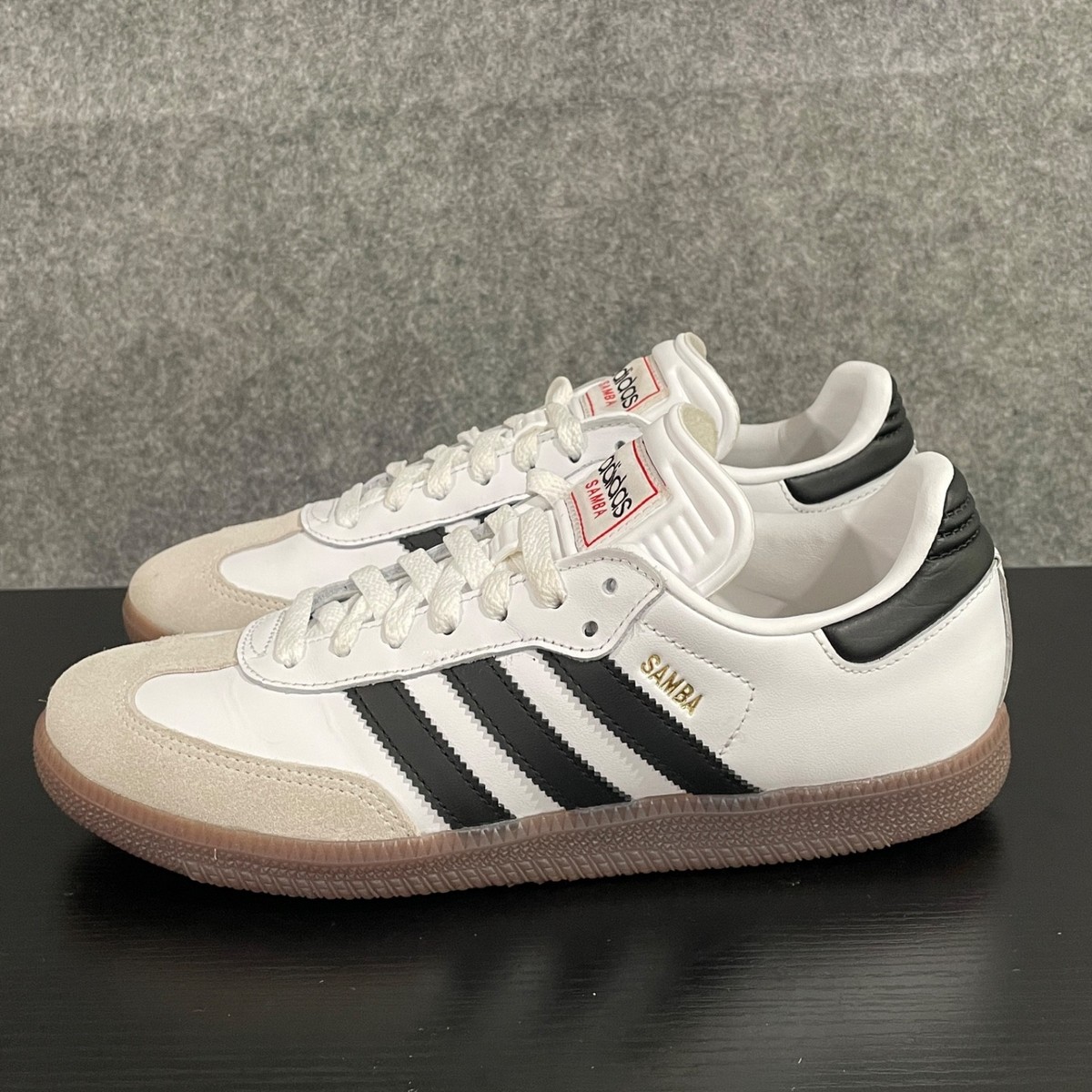 Adidas Samba Indoor Sneakers Womens 8.5 White Black Vivid Red