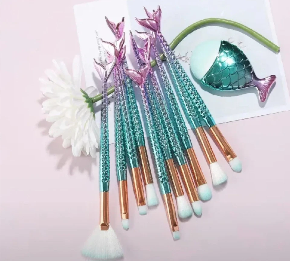 11 Pcs.de Brochas D Maquillaje, Forma D Cola D Pez. Alta calidad. Foto 2 de 4