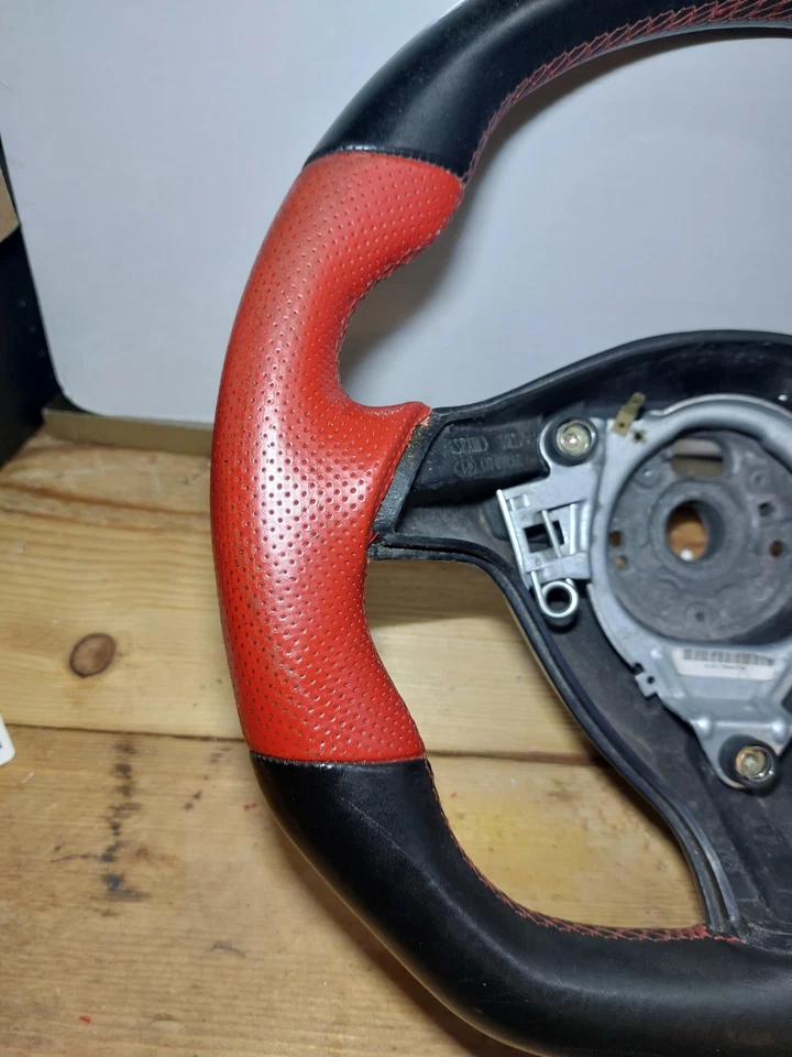 Volante SEAT Leon, Toledo III Appiattito Tuning Appiattito Foto 3 de 4