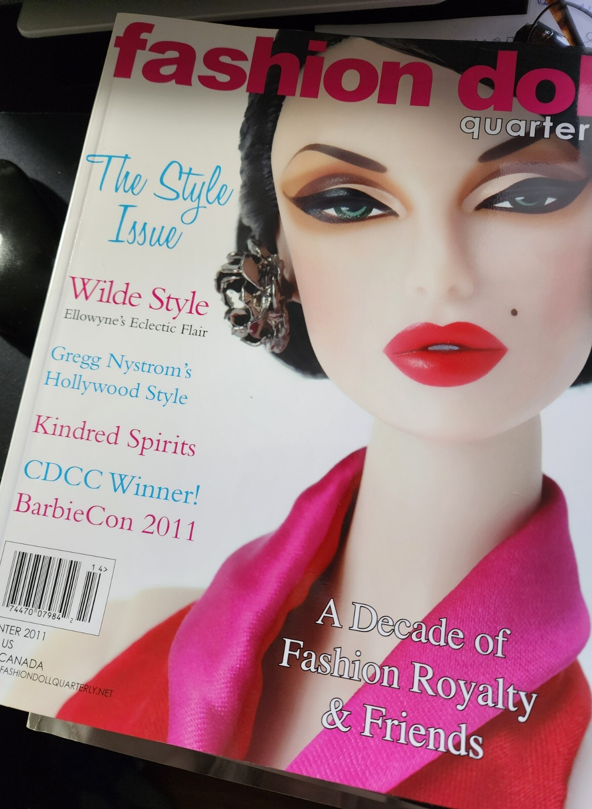 FASHION DOLL QUARTERLY MAGAZINE WINTER 2011. eBay
