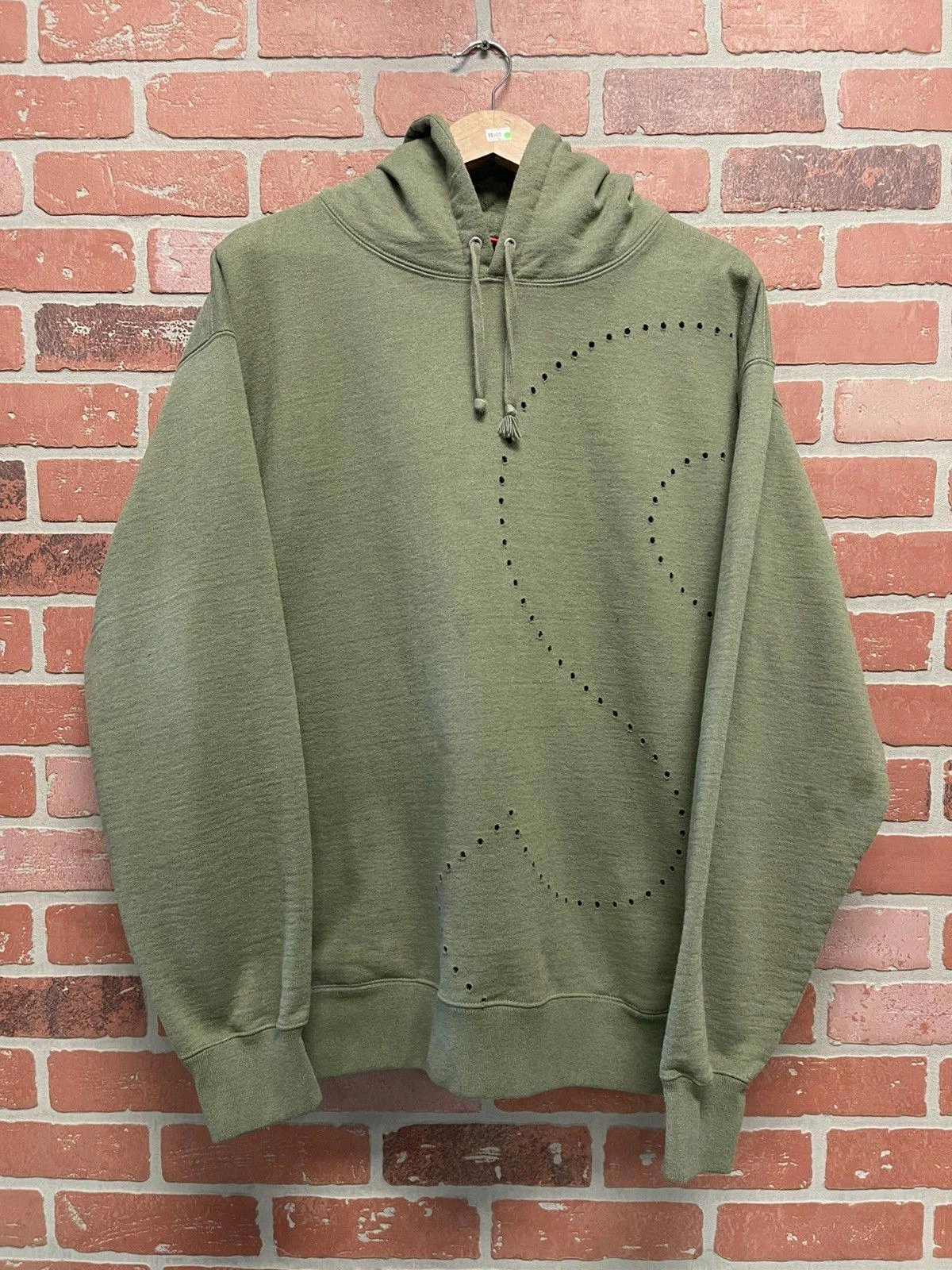 Taille L   Sweat à capuche Supreme Laser Cut S Logo Vert Olive