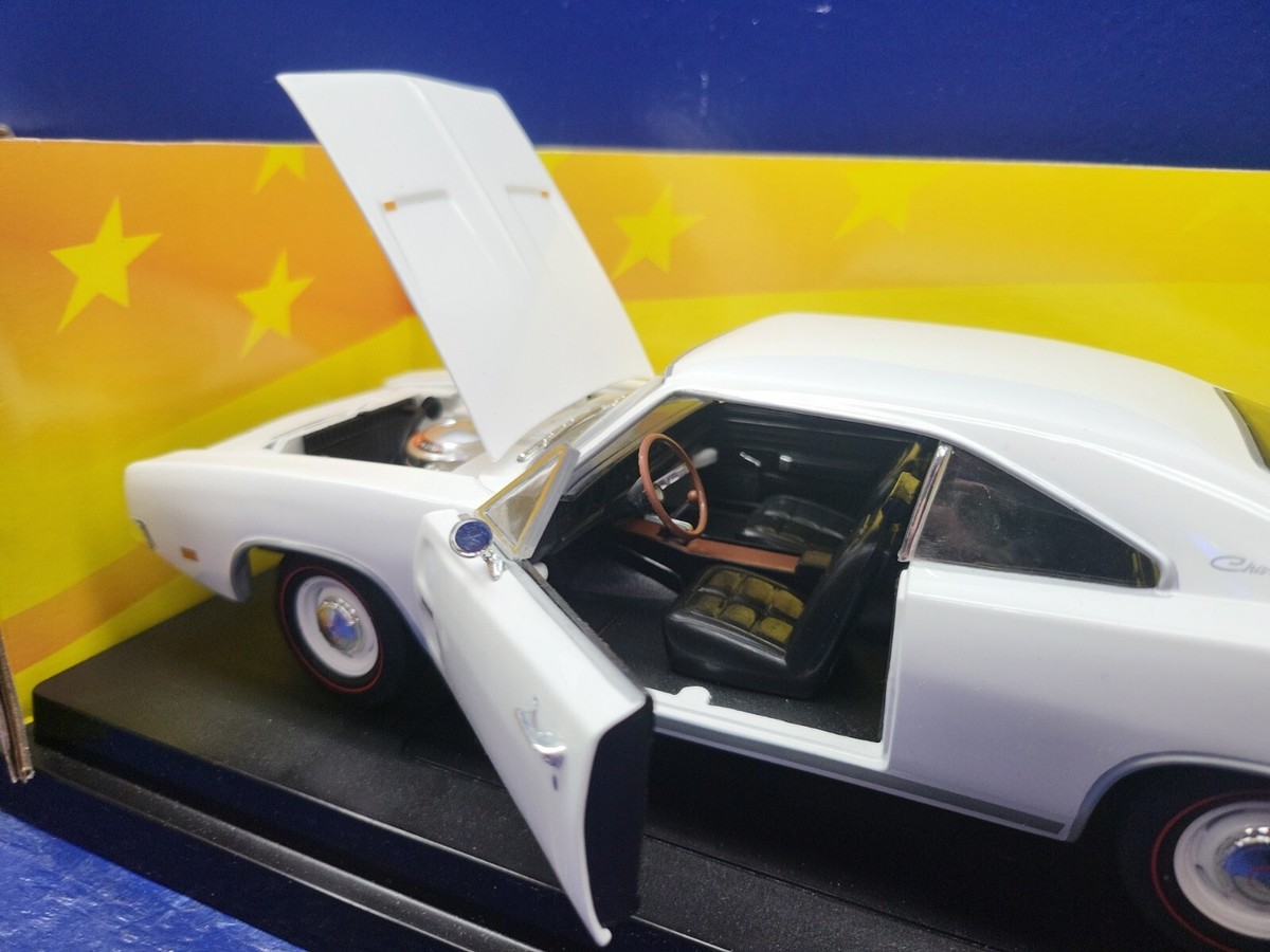 1969 Dodge Charger 500 American Muscle Ertl 1:18 Die Cast #36673