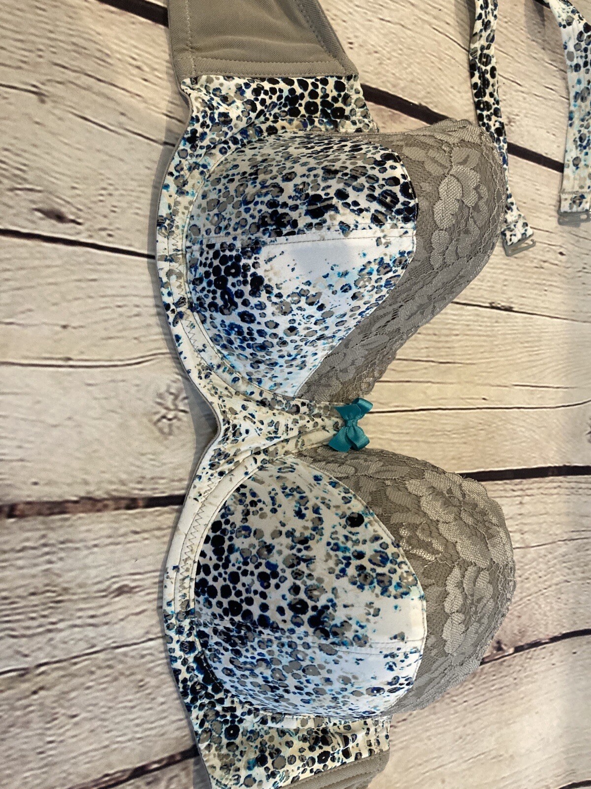 Picture 2 of 10