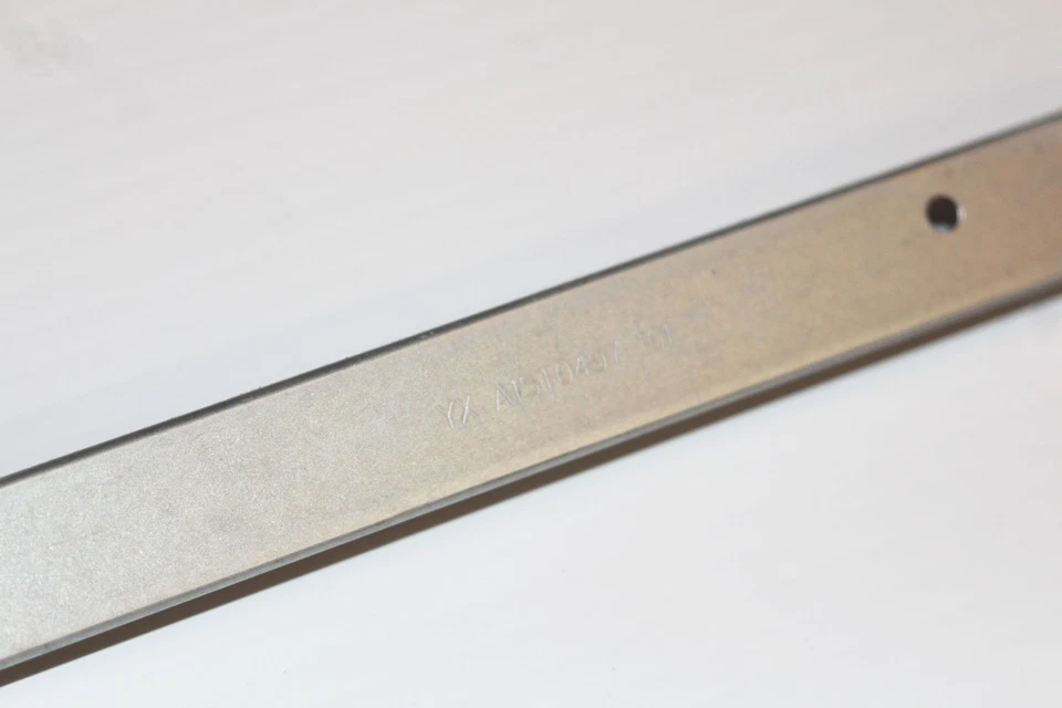 Estuche Interno Metal Soporte Soporte - Insignia 42" LCD Televisión NS-L42Q-10A TV Foto 3 de 4