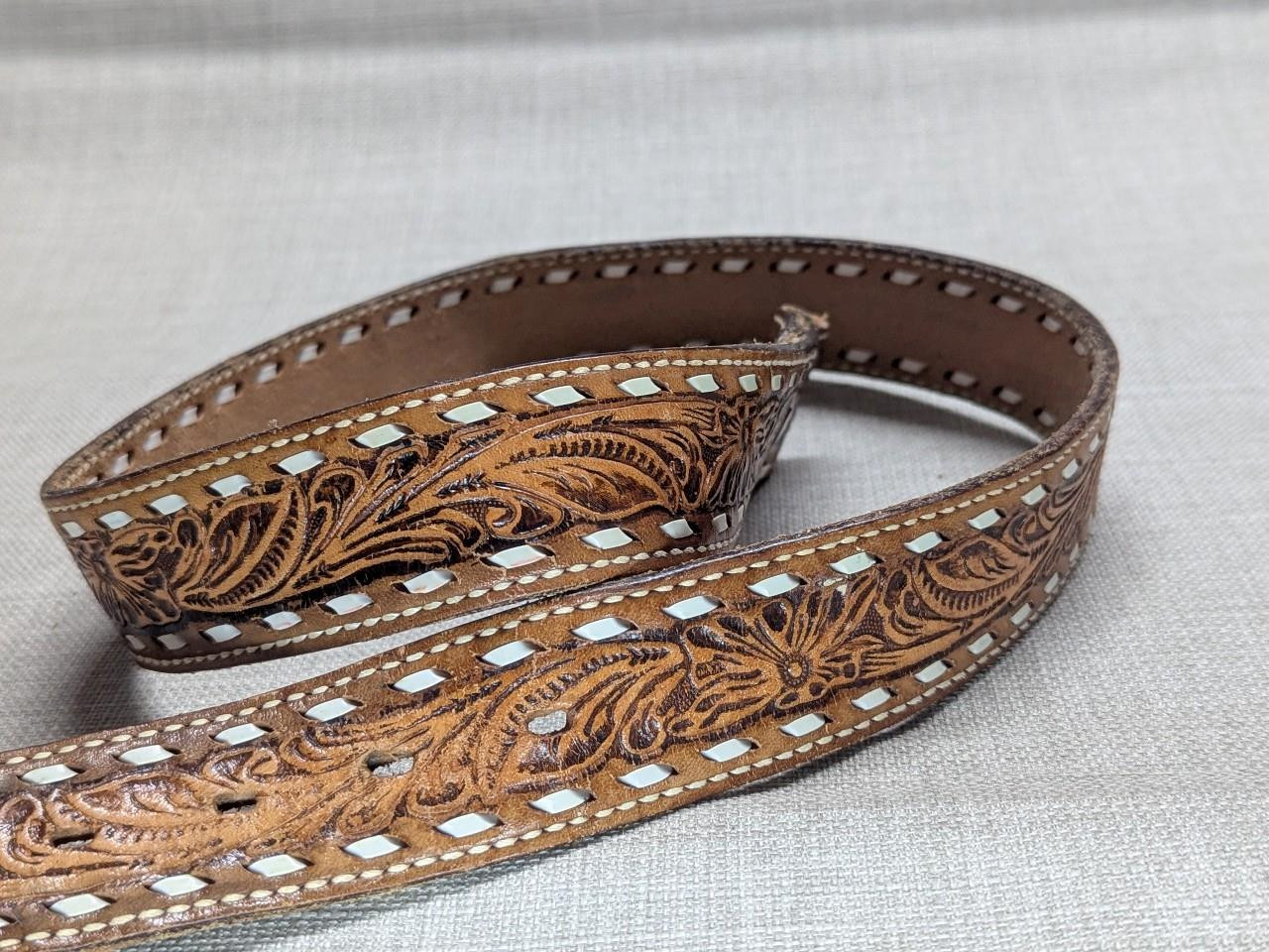 vintage HANDCRAFTED buckle belt TOOLED leather 32 brown