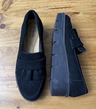 Clarks Chunky Loafers Black Suede 6.5
