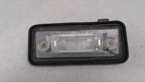 Kennzeichenleuchte Rechts 3B5943021E VW Touran 2.0 TDI DPF Bj 2008 1 T 2386842