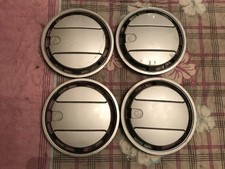 4x Original 13“ Radkappen Felgendeckel VW Polo 86C Derby 867601147