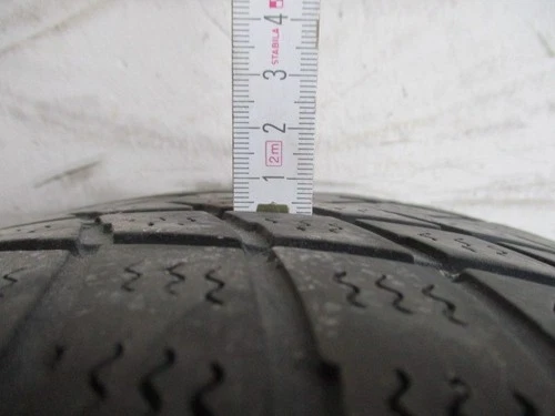 !!!  4x Winterreifen 195 / 60 R14 86 3-5mm + 4x Felgen 5,5Jx14 ET46 Hyundai  !!! - Bild 12 von 23