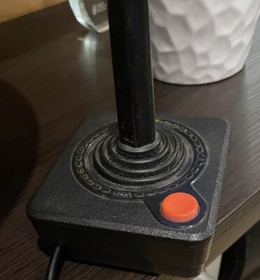 Atari Flashback 4 Console (76 Games) 1 Wireless Controllers 1 wired and AC Adapt