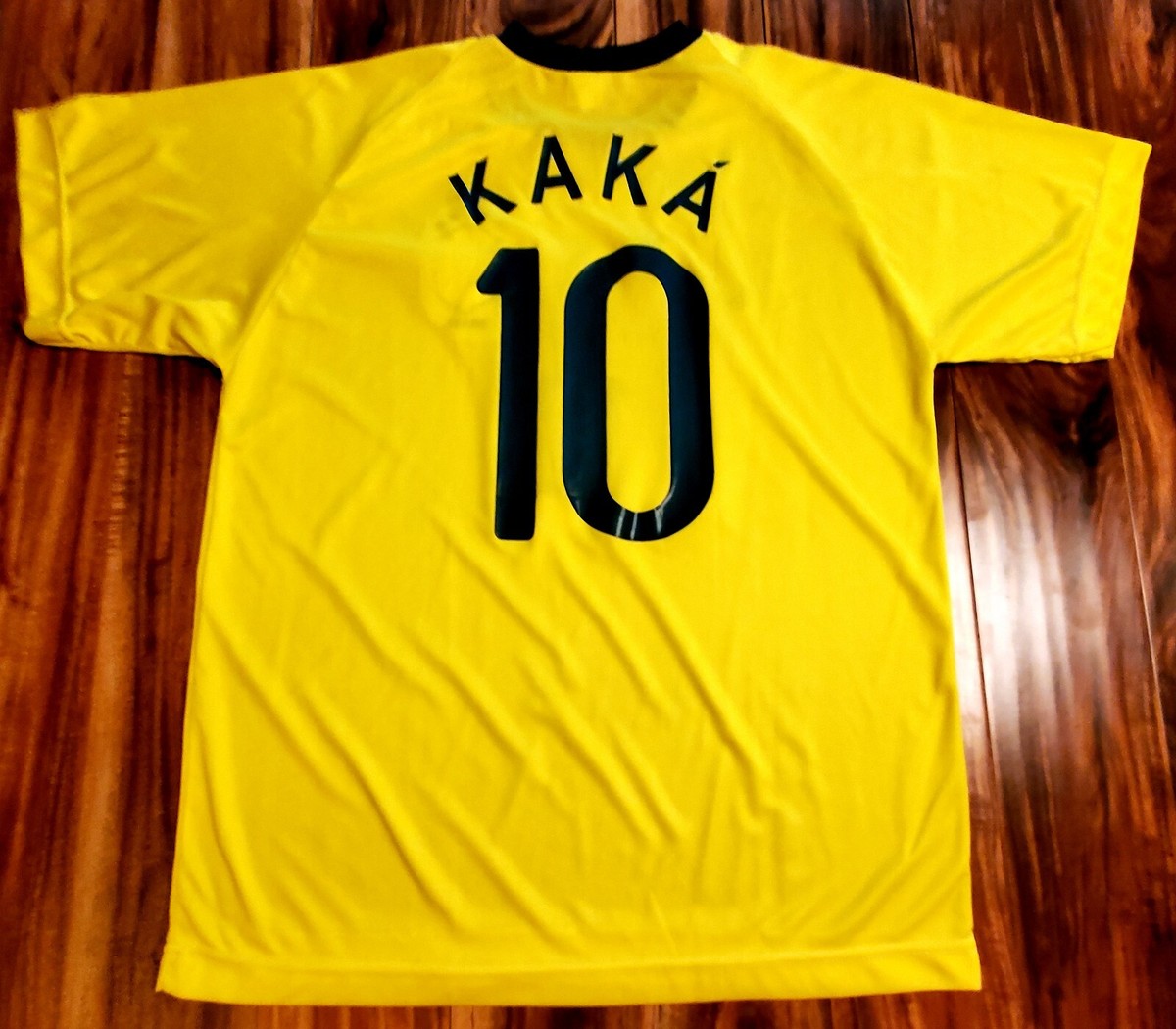 極美品 カカ ブラジル代表 2010 ホーム長袖　ユニフォーム 2010 サッカーブラジル代表 ホームユニフォーム レプリカ カカ