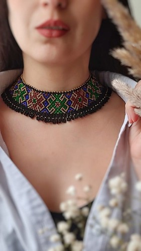 Handmade Necklace Woman American Style Native Boho Seed Bead Beautiful Necklace - Picture 3 of 9
