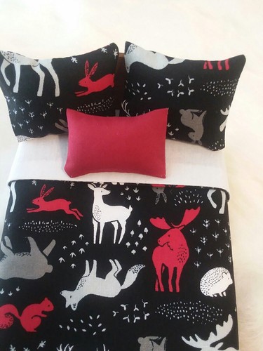 Dollhouse Miniature Full Size Comforter Set 1:12 Scale Woodland Creatures - Picture 3 of 5