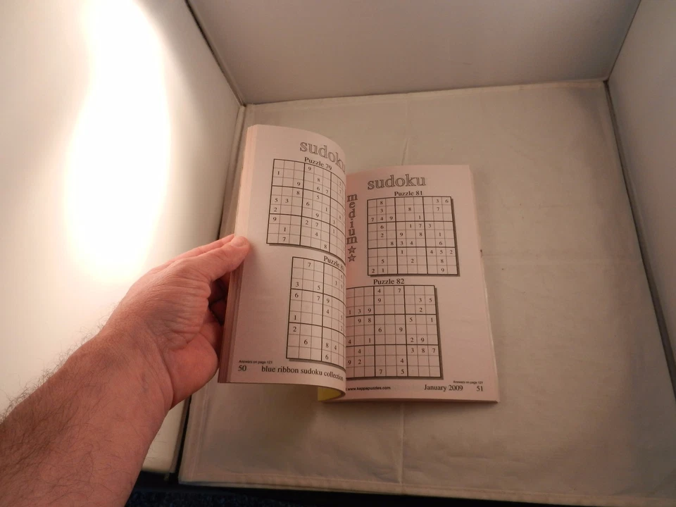 BLUE RIBBON SUDOKU COLLECTION "NEW" 210 PUZZLES Foto 4 de 4