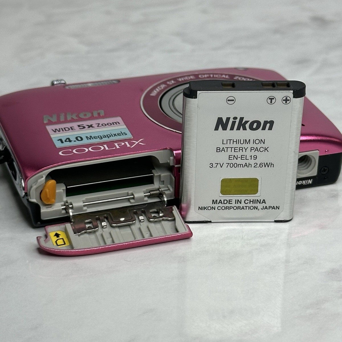 Nikon Coolpix S3100 Pink Compact Digital Camera TESTED