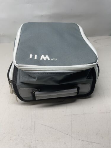 Wii Travel Carrying Case - Accessories Included - W/Shoulder Strap - Picture 5 of 10
