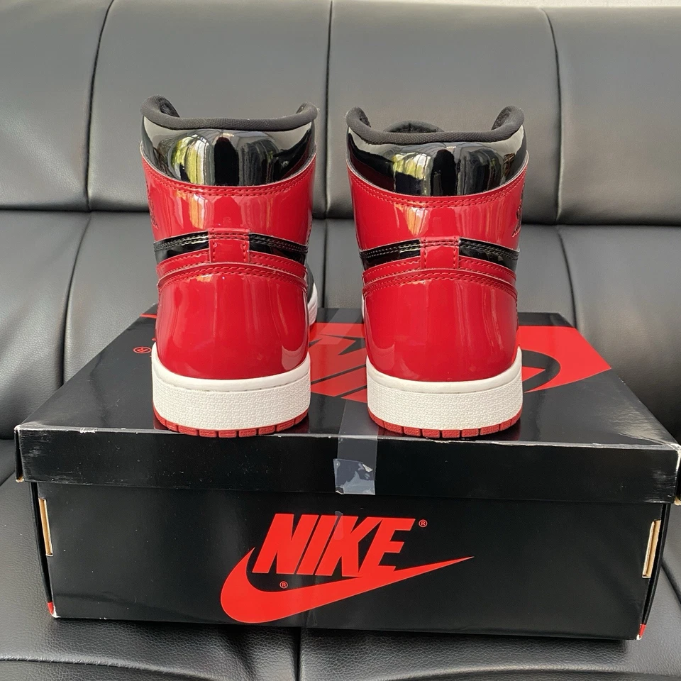 Nike Air Jordan 1 Retro High OG Patent Bred UK 8, photo 3 of 5