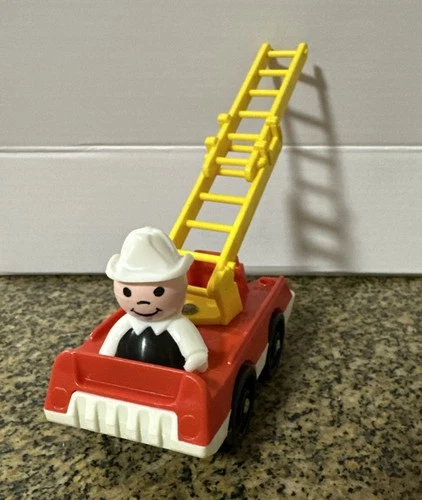 Vintage Fisher Price Little People Firetruck & Fireman Ladder Fire Truck