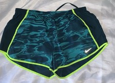 Nike dri-fit running shorts green water pattern built in liner size Large 2003