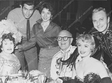 8b20-10735 candid Clint Walker and friends behind the scenes 8b20-10735 8b20-107