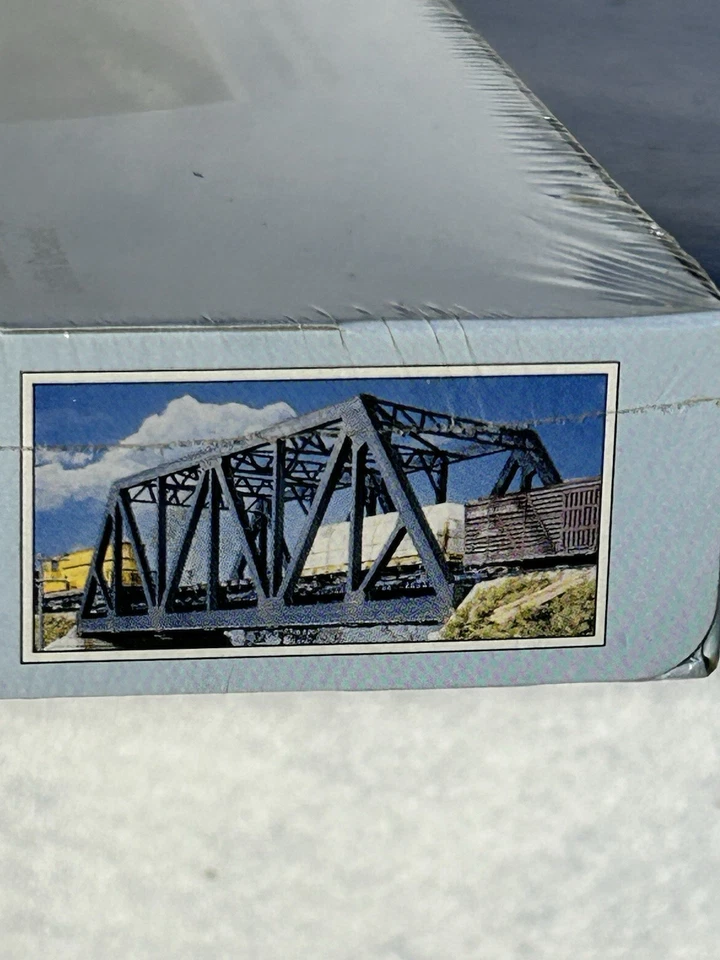 Nice Walthers Double Track Truss Bridge Building Kit HO - Image 2 of 3