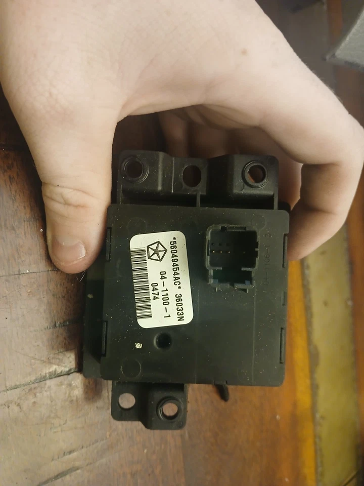 Interruptor de control de tracción total Dodge Durango 2004-2007 OEM AWD Foto 2 de 2