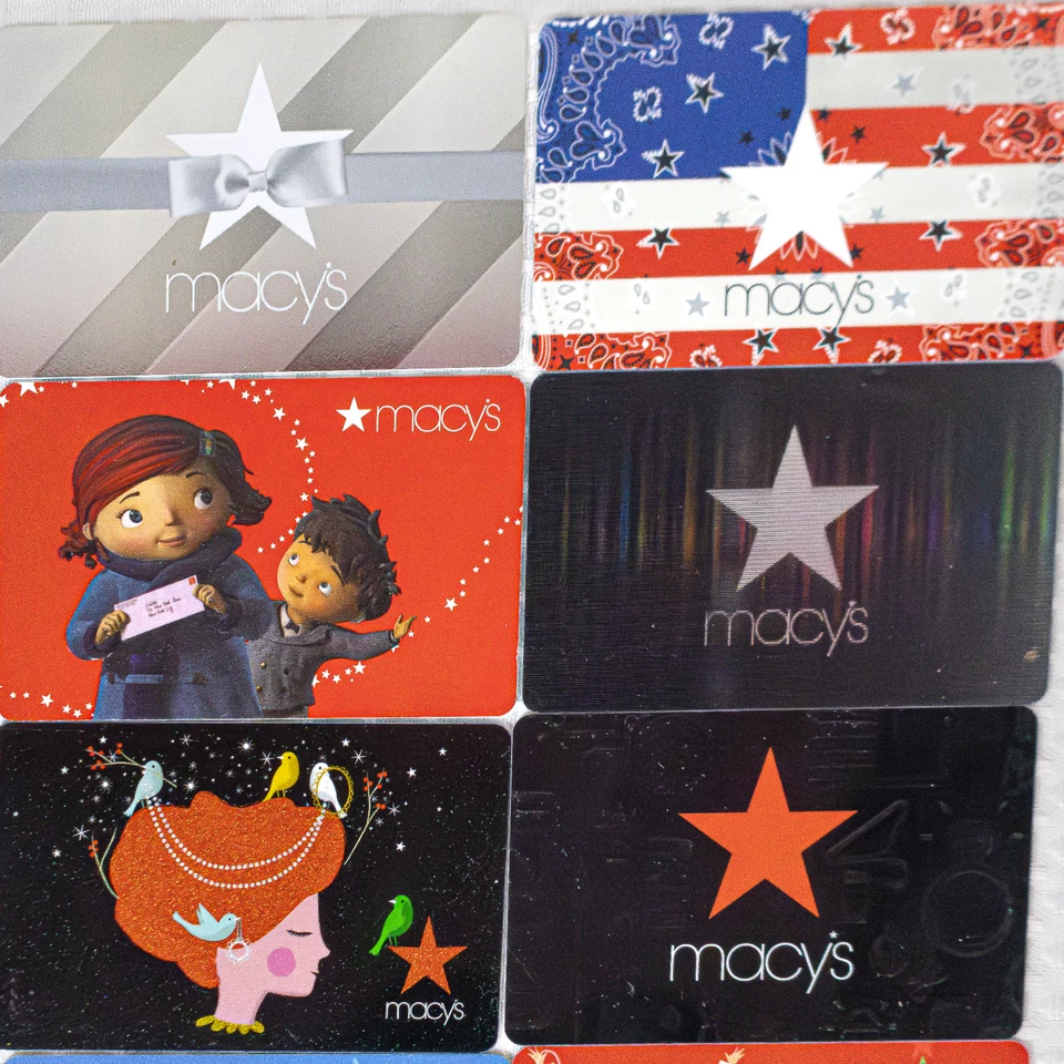 Macys Gift Cards Lot 24 Holiday Designs Christmas Collectible - VALUE UNKNOWN - Image 2 of 4