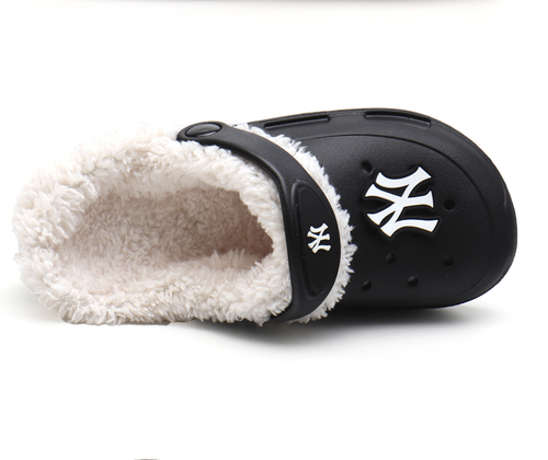 MLB New York Yankees Womens Fur Lined Clogs Sandals ✅Multiple Size ✅Expedited - Picture 3 of 7