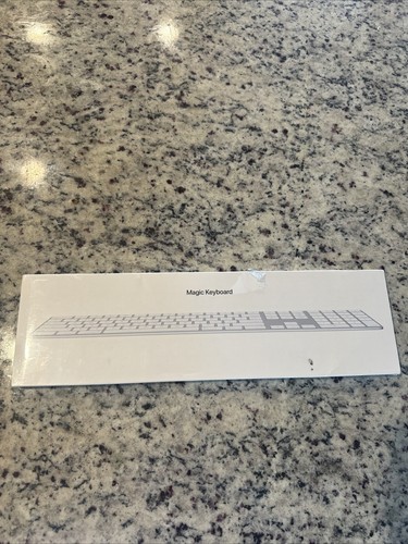 Apple Magic (MQ052LL/A) Wireless Keyboard with Numeric Pad - Silver