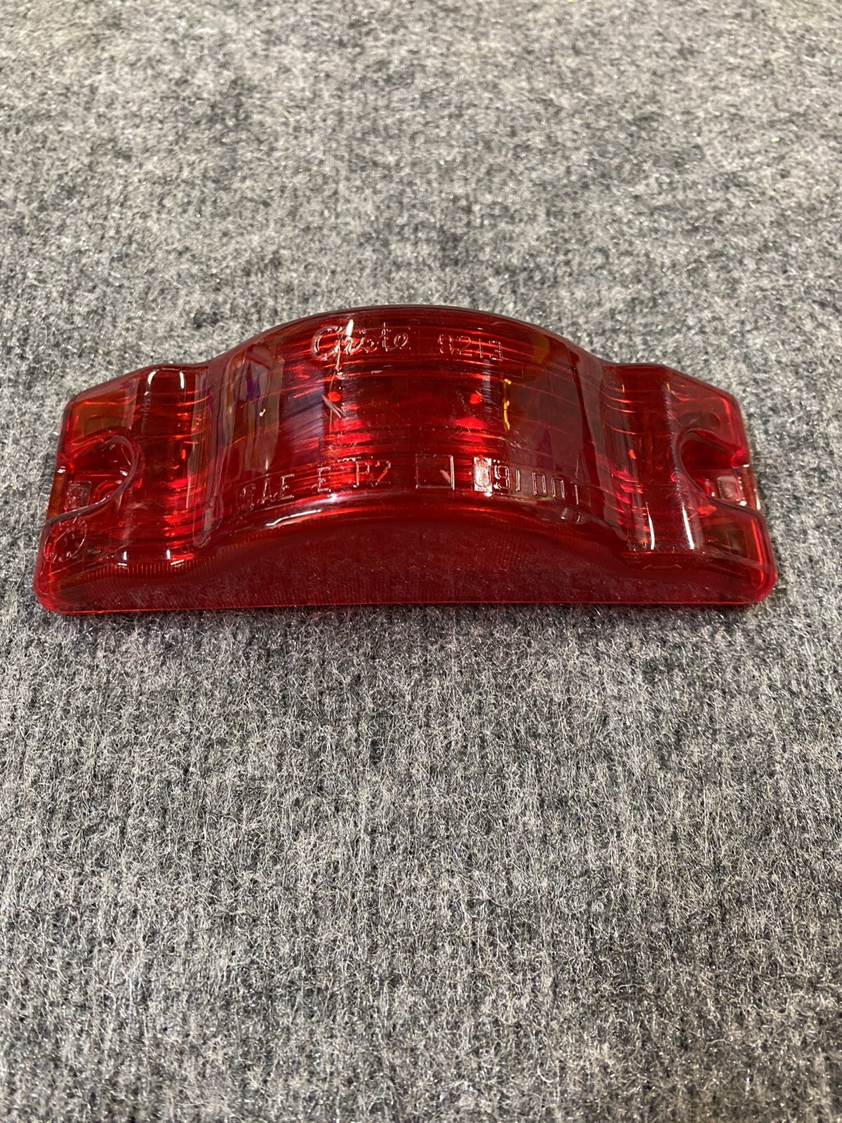 Grote 92132 Red Replacement Lens Side Marker/Clearance Light New