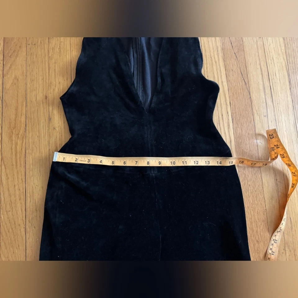 Traje de Gato DKNY De Colección Años 90 Corte Profundo Terciopelo Negro con Estribos Talla Pequeña Foto 4 de 4