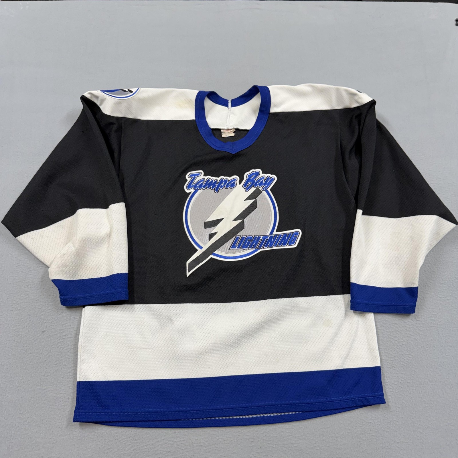 Vintage Tampa Bay Lightning Jersey Mens Large Black NHL Hockey CCM 90s