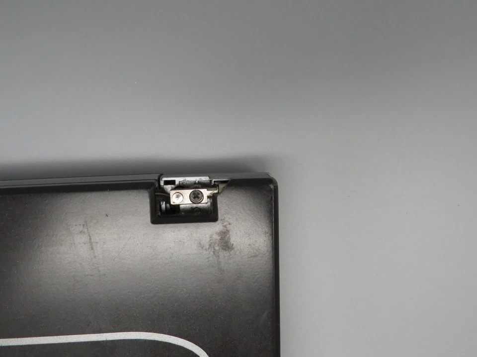 Notebook Targa Traveler 826 Laptop 1GB RAM 100GB HDD Ersatzteil def Windows XP - Bild 4 von 4