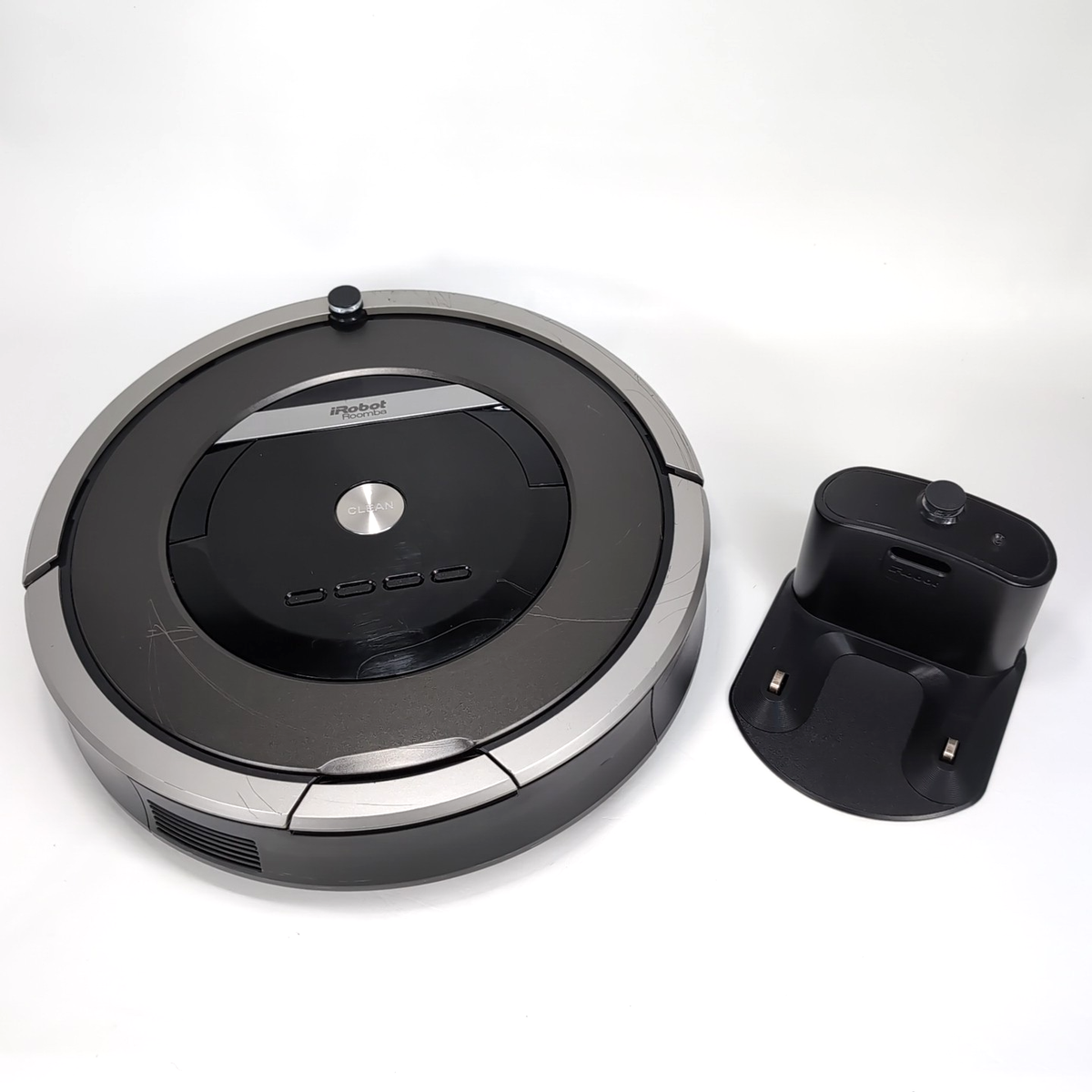 iRobot Roomba 870 Robot Vacuum w/ Dock New Filters Rollers Brushes