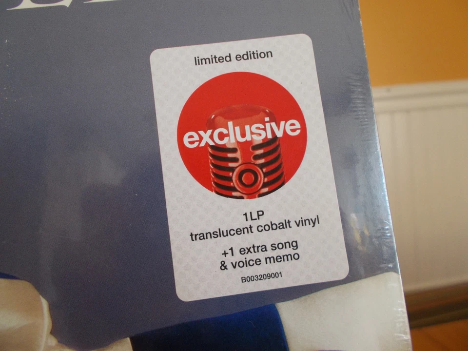 EXCLUSIVE Katy Perry LP RECORD ALBUM "Smile"  Limited Edition TRANSLUCENT COBALT - Image 2 of 3