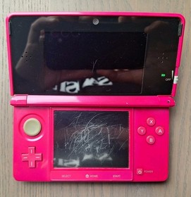 Nintendo 3DS Gloss Pink Region Free Console 16GB Tested w/ Charger Stylus