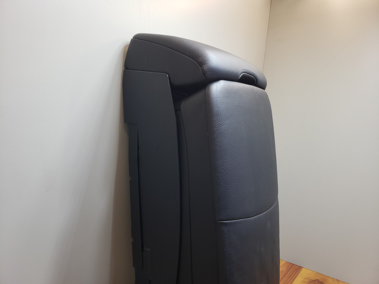 Rolls-Royce Ghost 2010-2014 Rear Center compartment Black