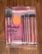Real Techniques Makeup Brush Set - Brand New & Sealed In Box