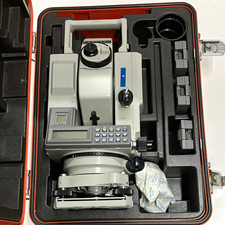 SOKKIA SET3B II Total Station Survey Instrument w/ Carry Case & 3 Batteries