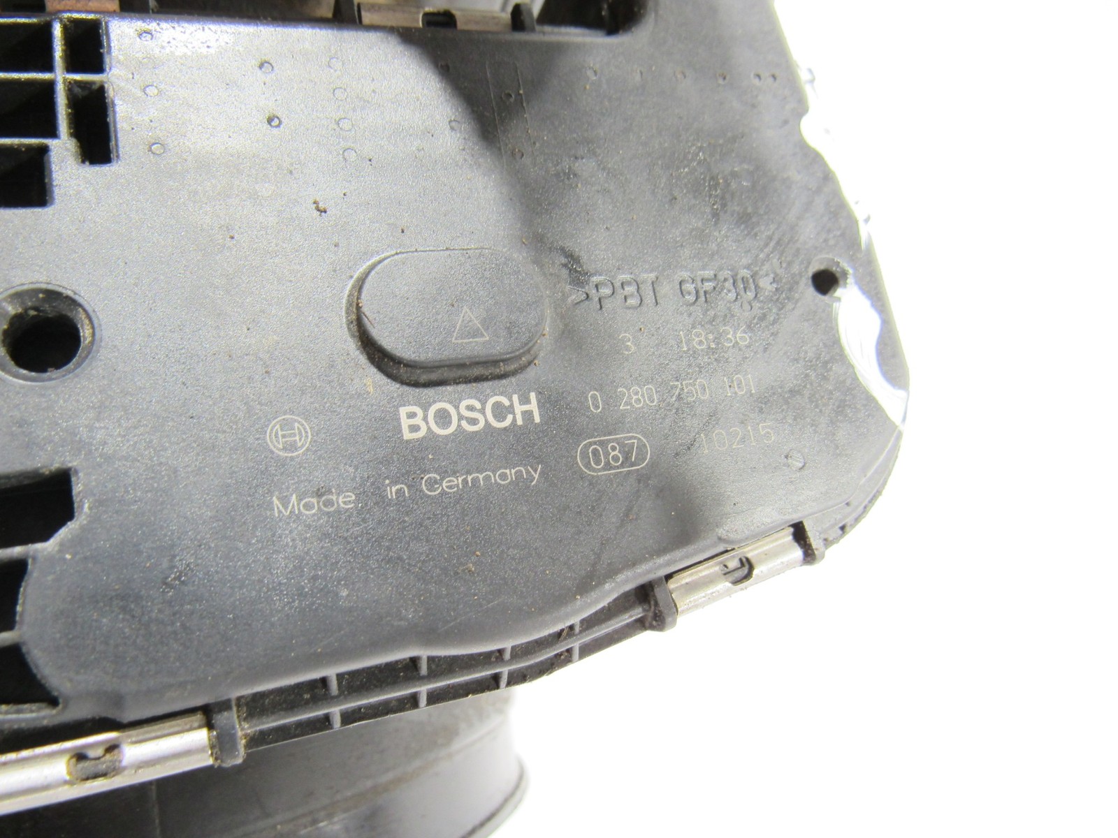 Ferrari 458 Italia 2011 4.5L RWD Left Engine Motor Throttle Body Valve 09-15 ;:Y