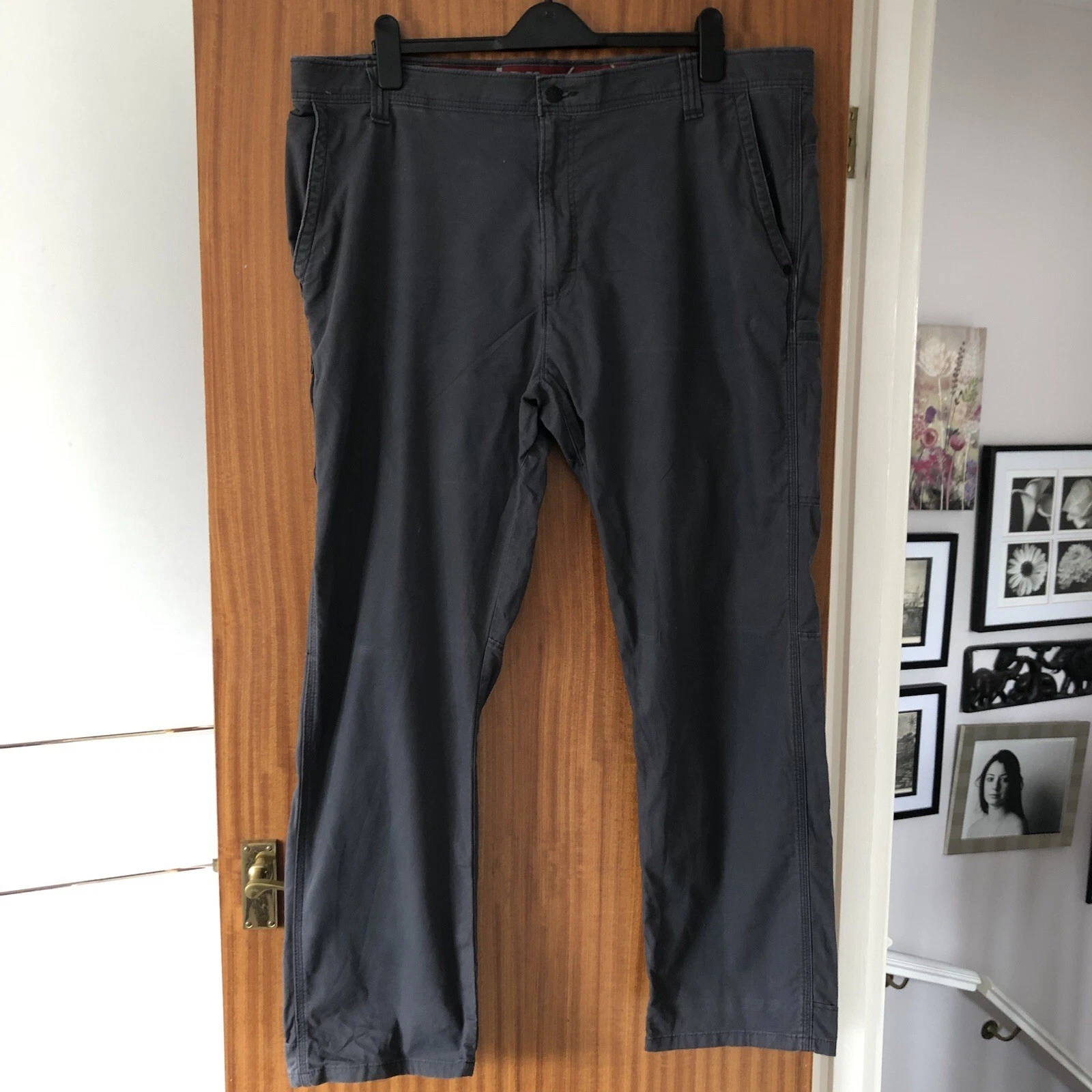 Wrangler Outdoor Performance Mens Cotton Grey Hiking Trek Cargo Trousers W42”
Opens in a new window